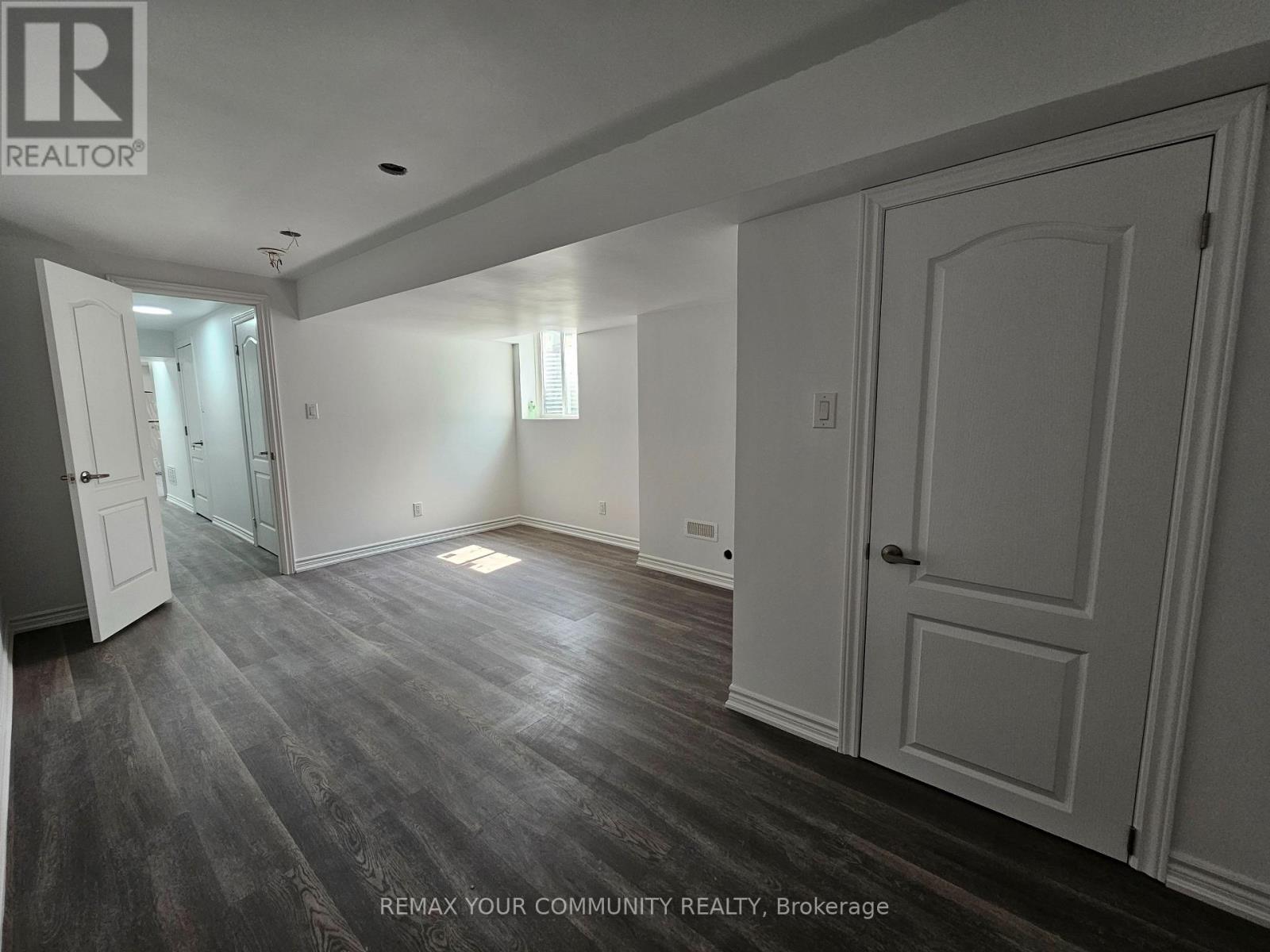 Bsmt - 226 Miyako Court, Oshawa, Ontario  L1L 0R7 - Photo 9 - E13086794