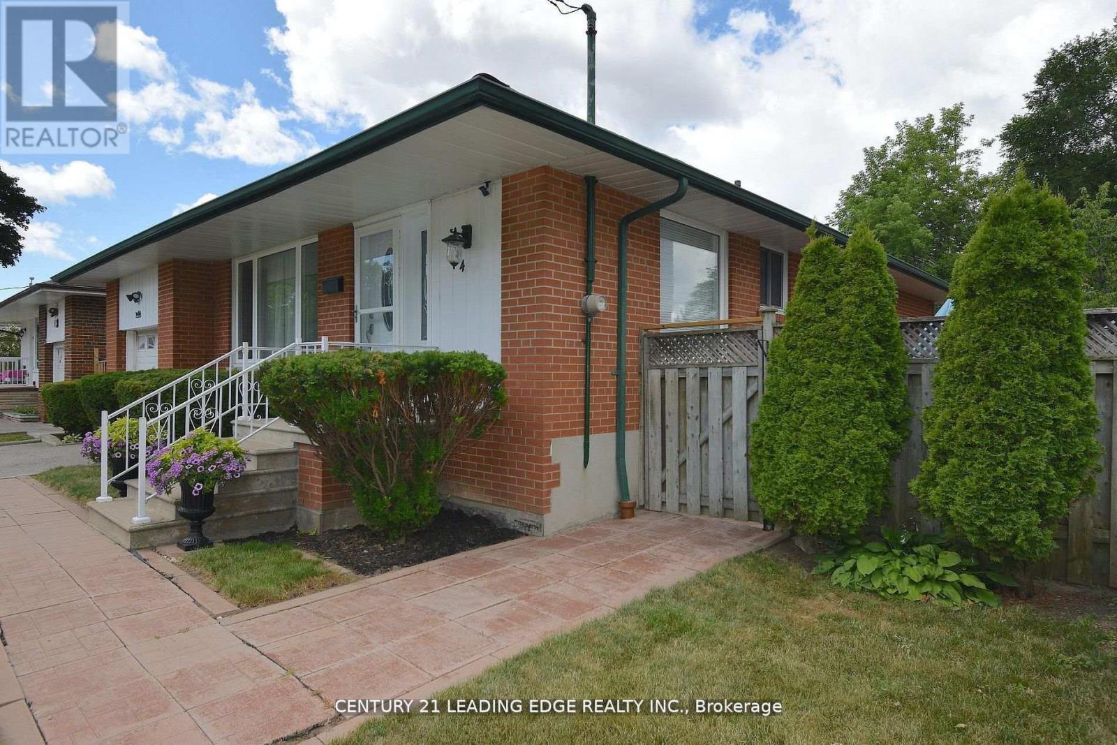 84 ALLANFORD ROAD, Toronto, Ontario