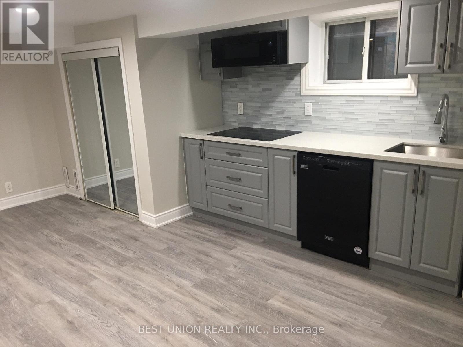 Lower - 108 Jones Avenue, Toronto, Ontario  M4M 2Z8 - Photo 3 - E13086922