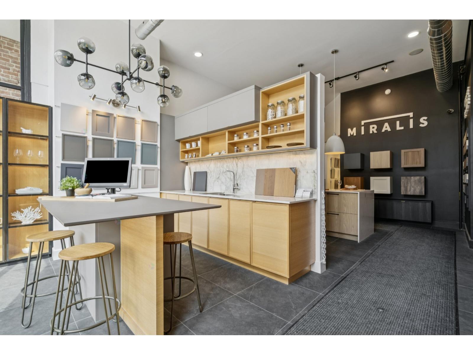 1648-1650 Rue Notre-Dame O. Montréal (Le Sud-Ouest) Quebec Canada H3J1M1 4