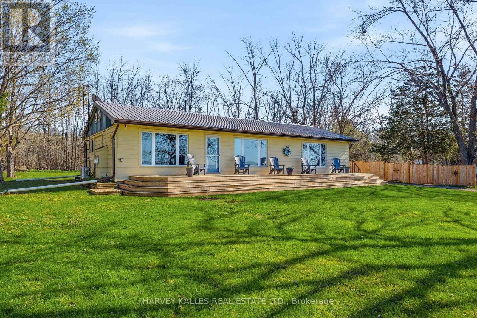 1090 North Big Island Road, Prince Edward County, Ontario  K0K 1W0 - Photo 21 - X12846366