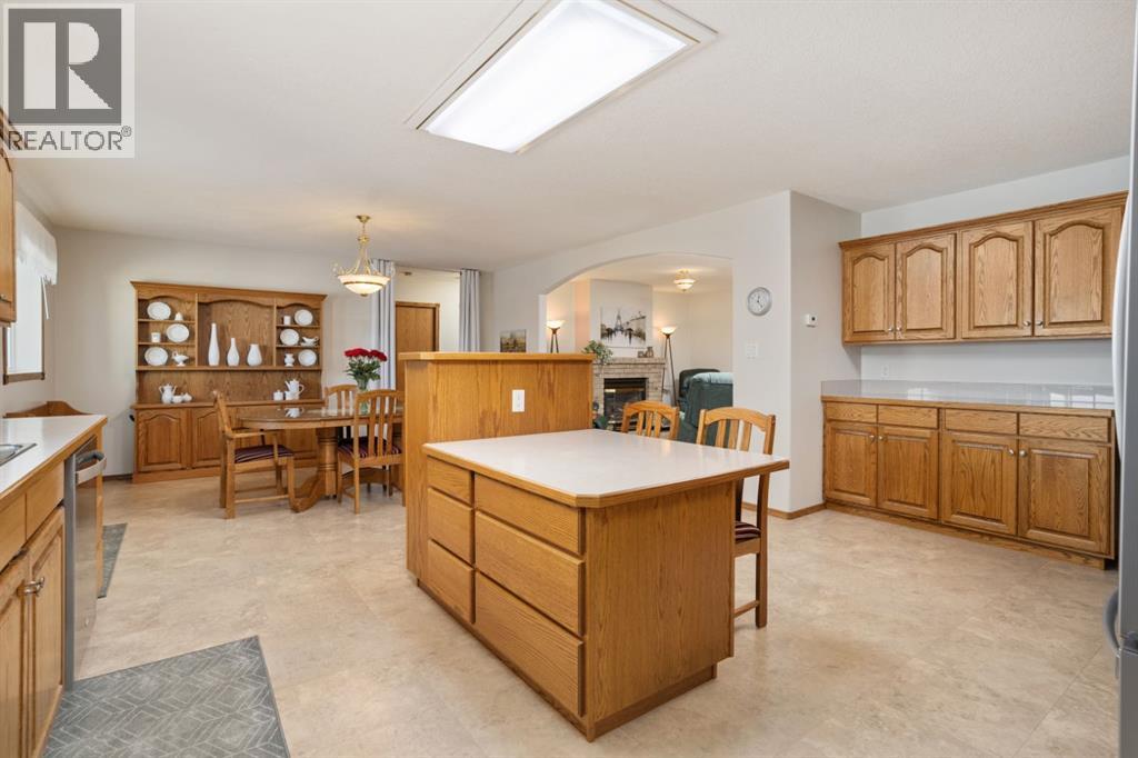 5319 60 Street, Camrose, Alberta  T4V 4L2 - Photo 9 - A2289812
