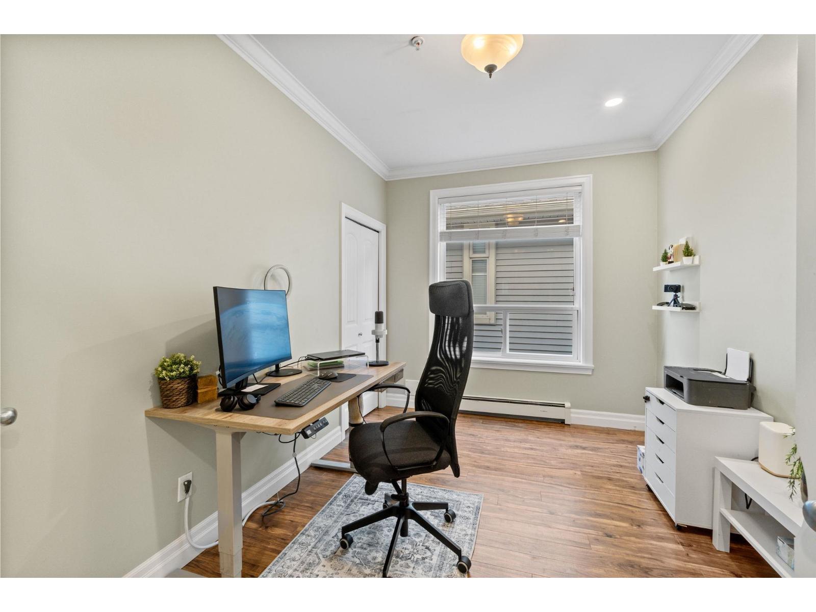 15595 Thrift Avenue, White Rock, British Columbia  V4B 2L8 - Photo 11 - R3118369