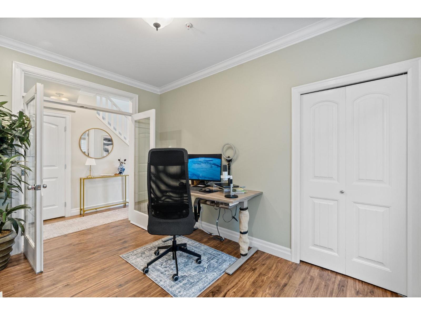 15595 Thrift Avenue, White Rock, British Columbia  V4B 2L8 - Photo 12 - R3118369