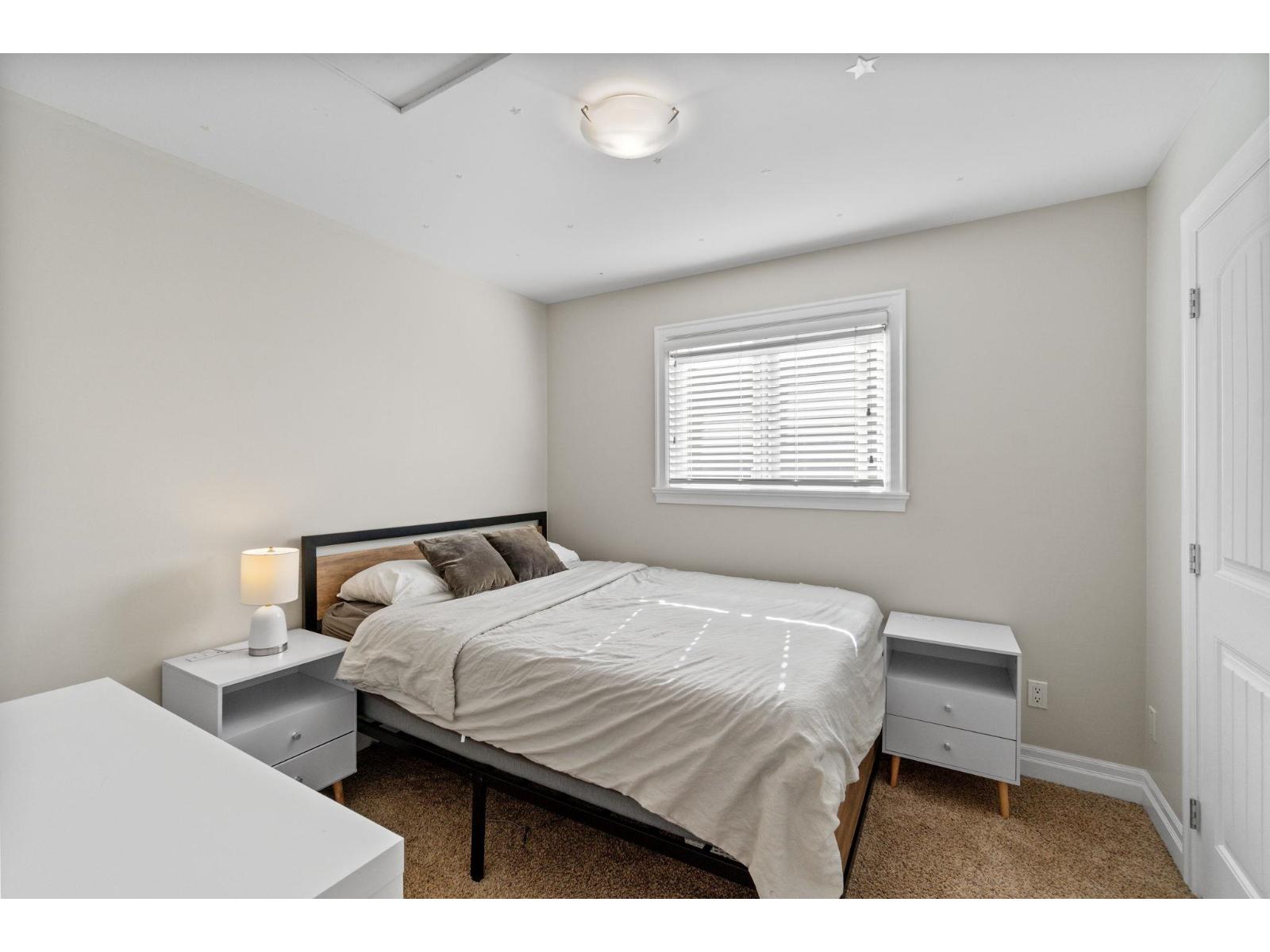 15595 Thrift Avenue, White Rock, British Columbia  V4B 2L8 - Photo 21 - R3118369