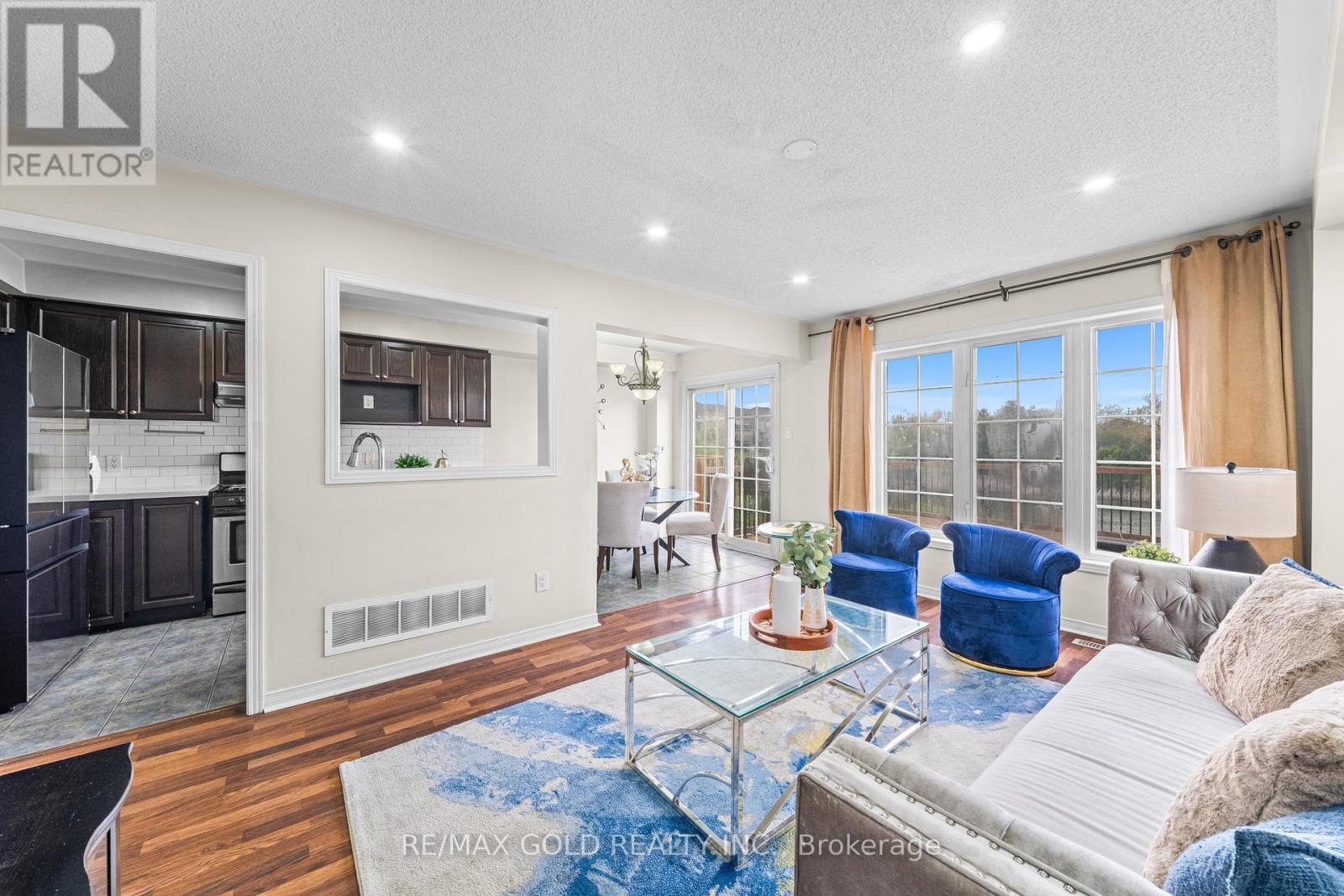 32 Bay Breeze Drive, Brampton, Ontario  L6R 0M1 - Photo 11 - W13086752