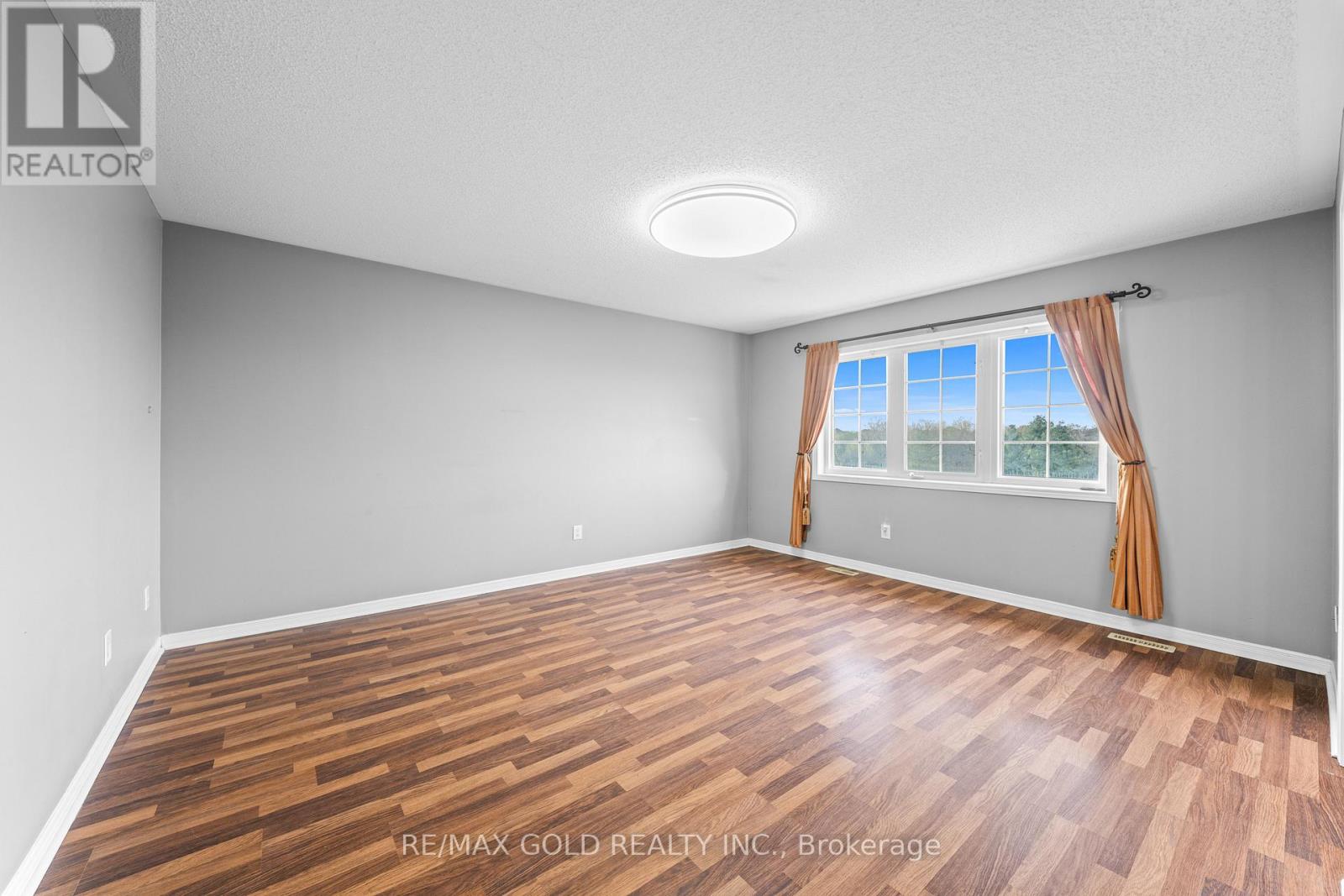 32 Bay Breeze Drive, Brampton, Ontario  L6R 0M1 - Photo 25 - W13086752