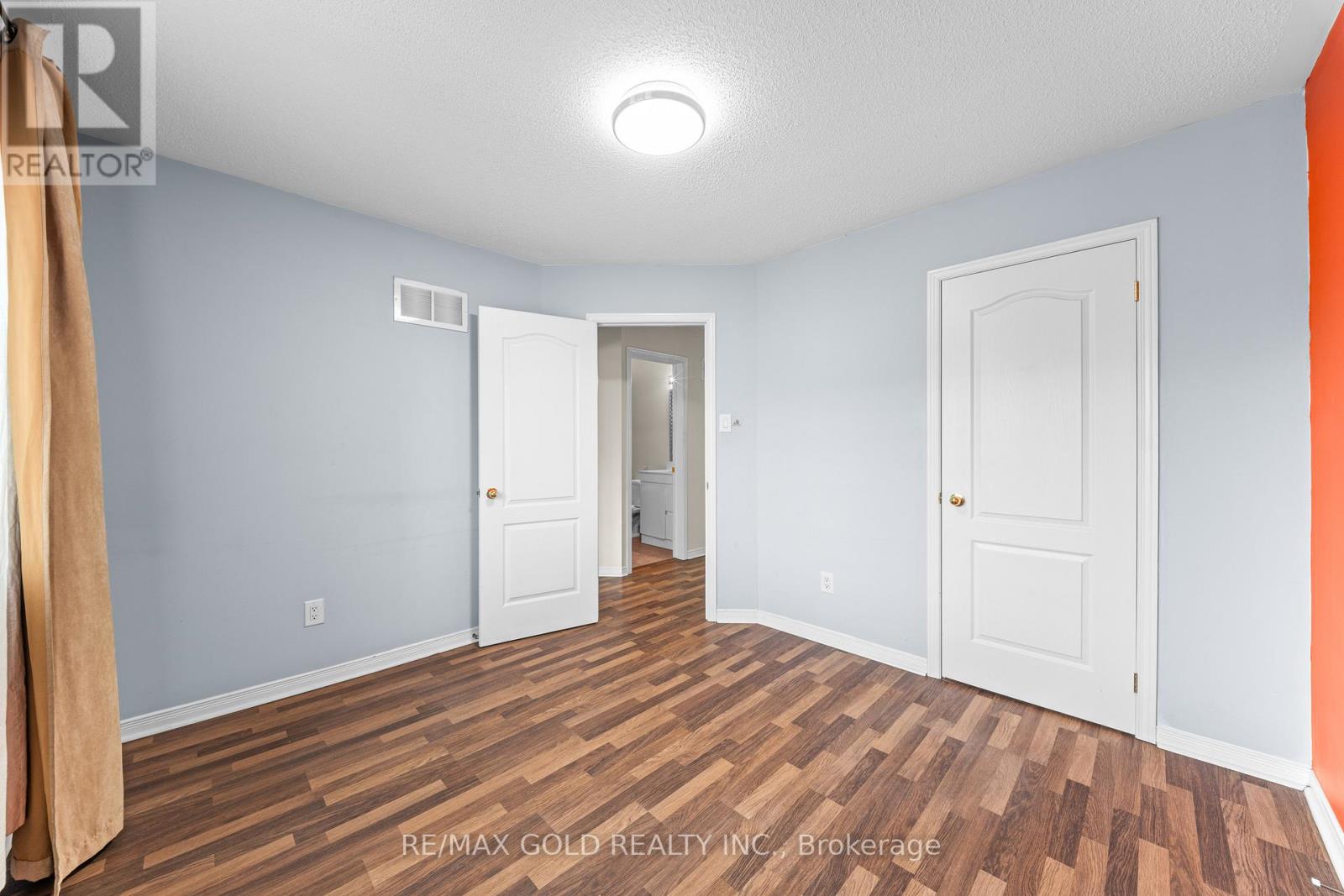 32 Bay Breeze Drive, Brampton, Ontario  L6R 0M1 - Photo 31 - W13086752
