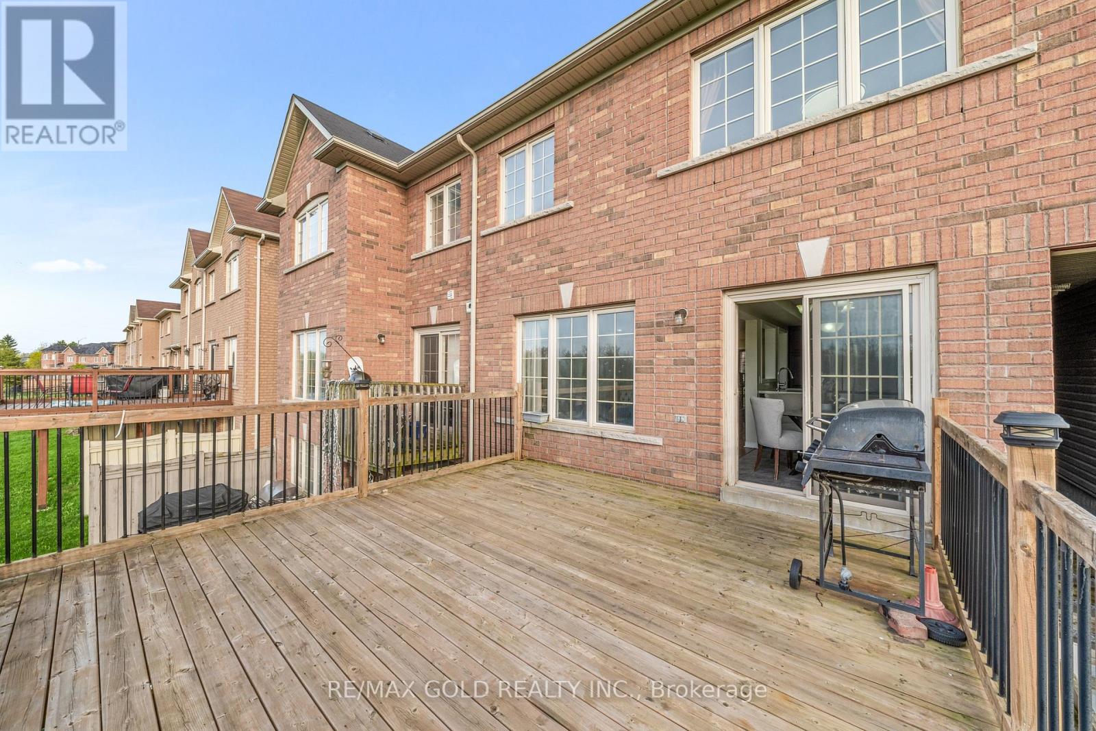 32 Bay Breeze Drive, Brampton, Ontario  L6R 0M1 - Photo 45 - W13086752
