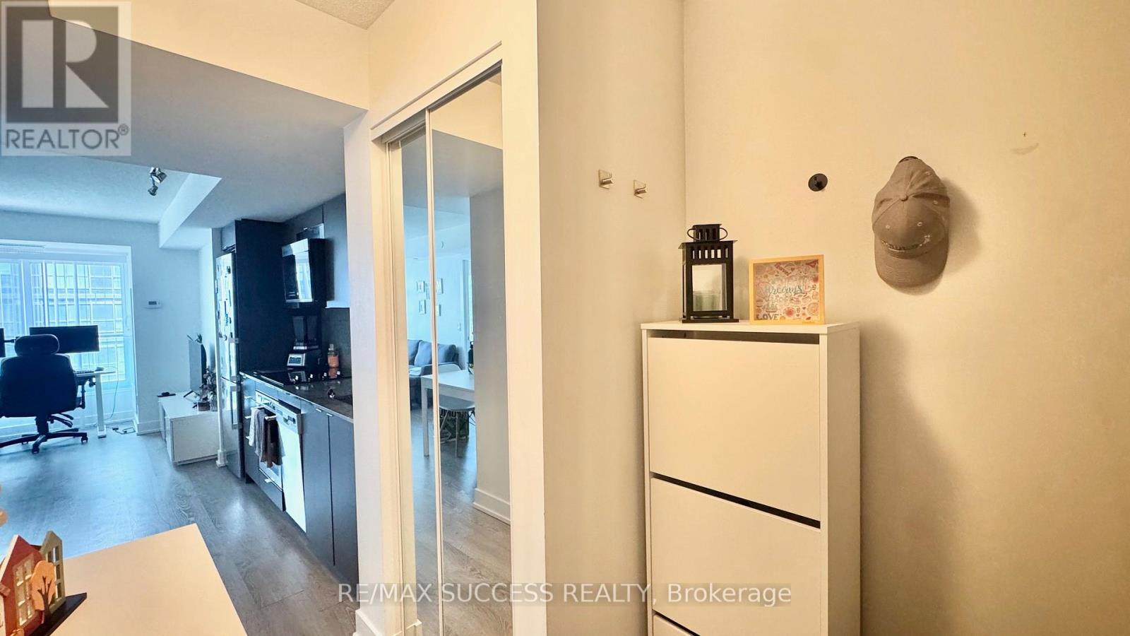 805 - 7 Mabelle Avenue, Toronto, Ontario  M9A 0C9 - Photo 5 - W13086822