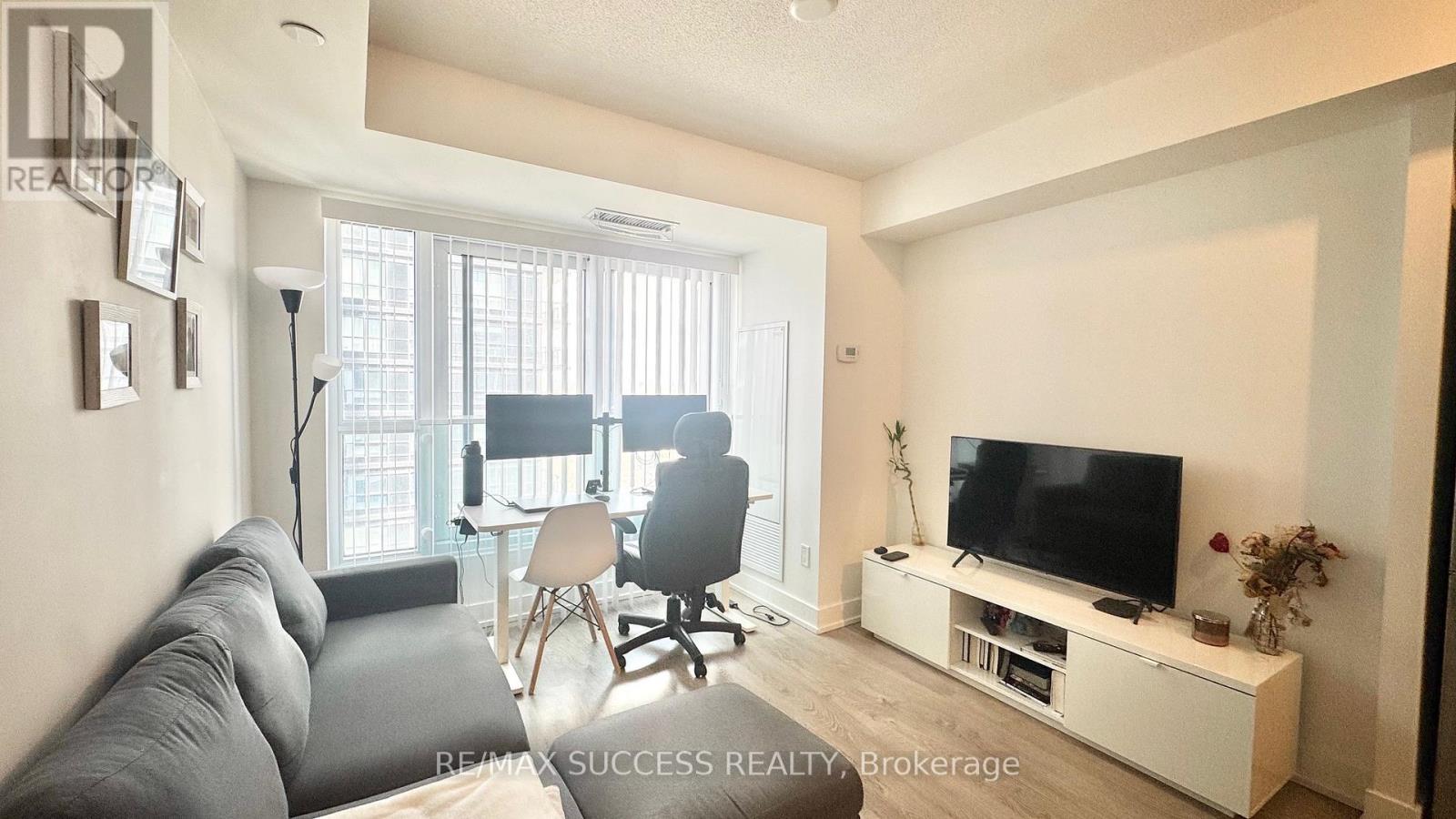 805 - 7 Mabelle Avenue, Toronto, Ontario  M9A 0C9 - Photo 8 - W13086822