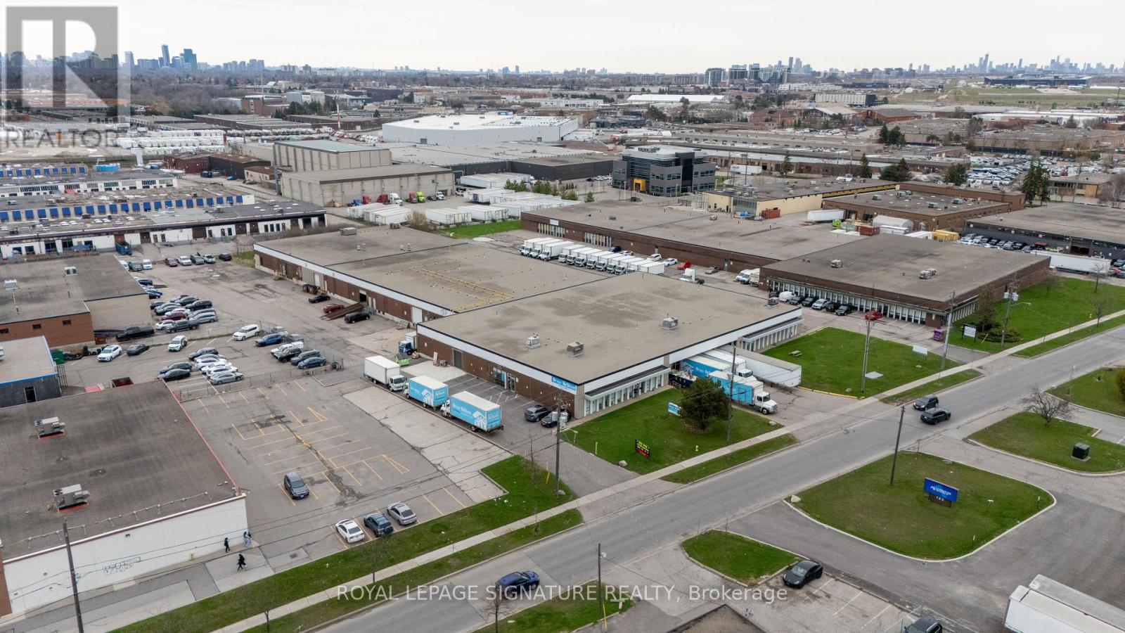 101 Alexdon Road, Toronto, Ontario  M3J 2B5 - Photo 3 - W13086858
