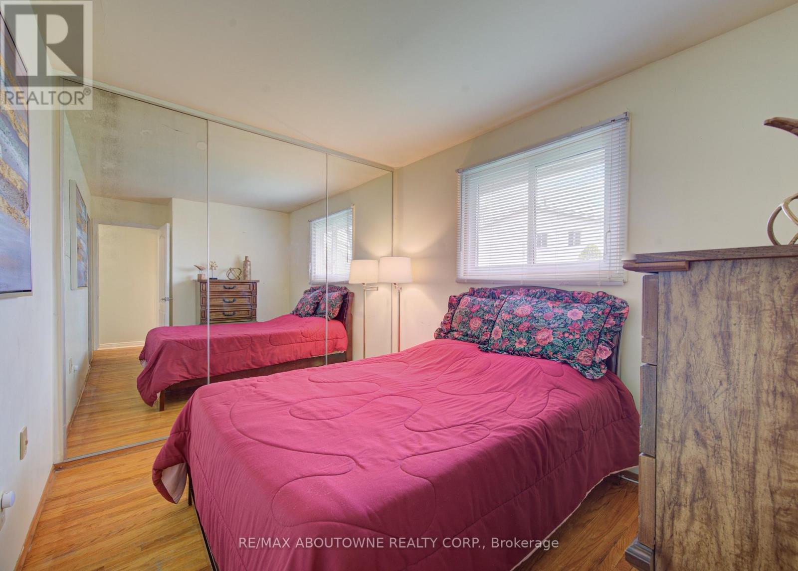 1229 Owen Court, Oakville, Ontario  L6H 1V2 - Photo 16 - W13086912