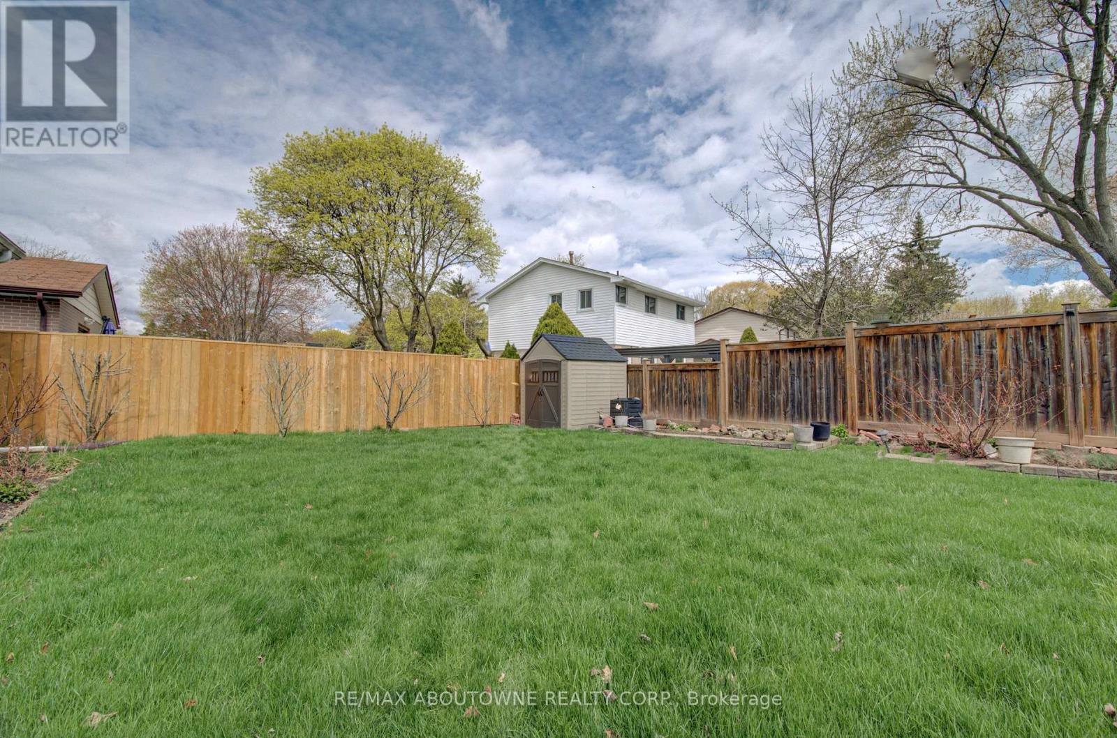 1229 Owen Court, Oakville, Ontario  L6H 1V2 - Photo 26 - W13086912