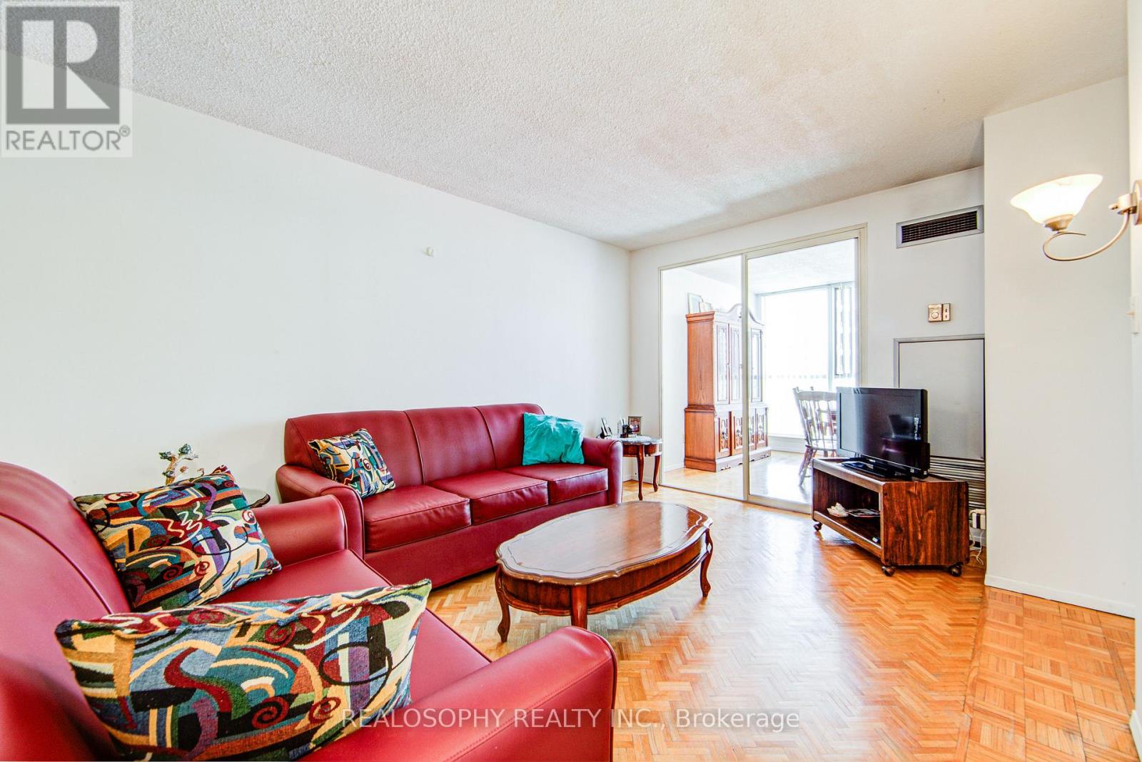 756 - 24 Southport Street, Toronto, Ontario  M6S 4Z1 - Photo 4 - W13086924