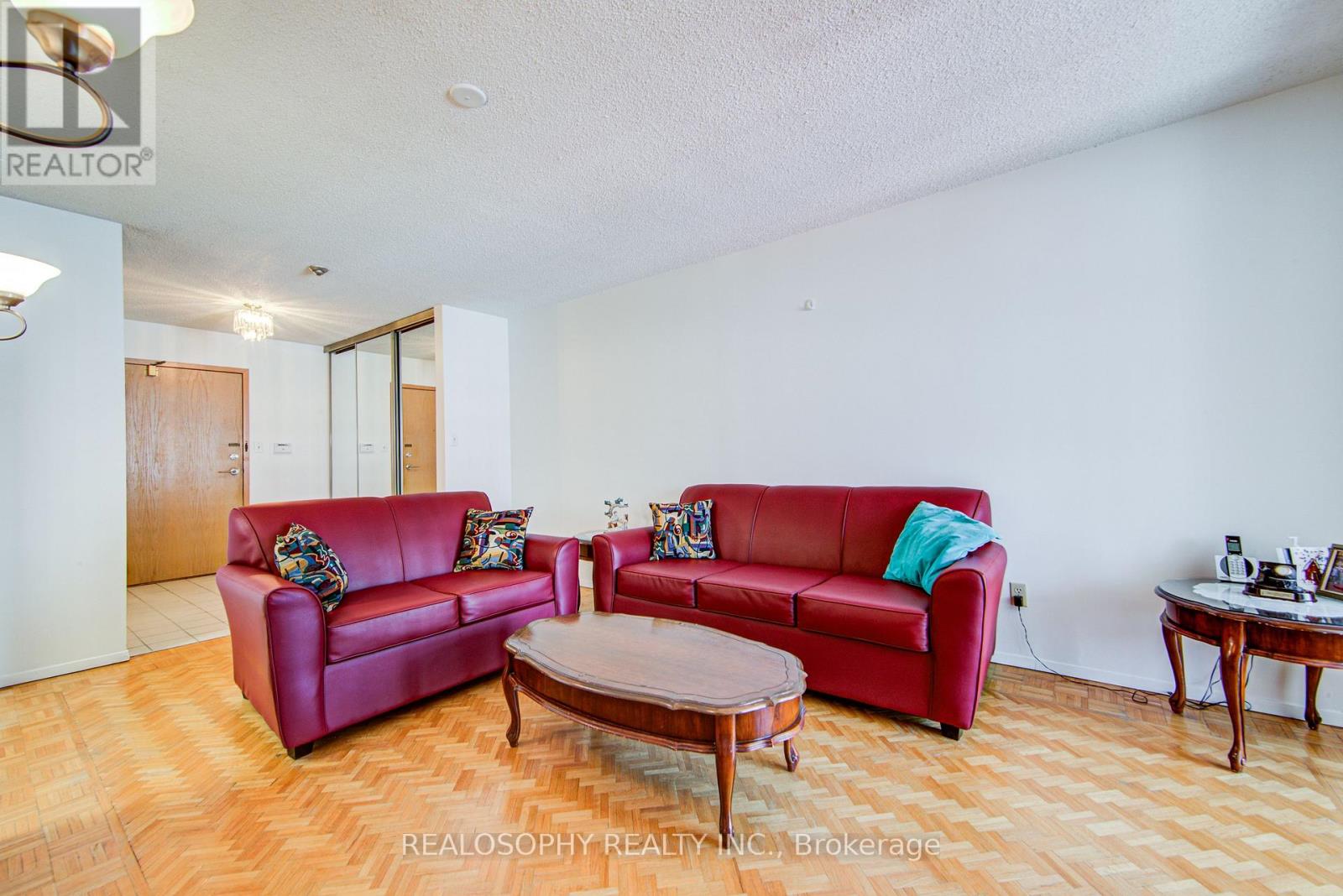 756 - 24 Southport Street, Toronto, Ontario  M6S 4Z1 - Photo 5 - W13086924