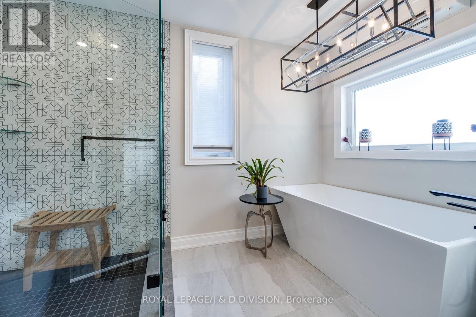 365 Lynn Place, Oakville, Ontario  L6H 2C5 - Photo 32 - W12892130