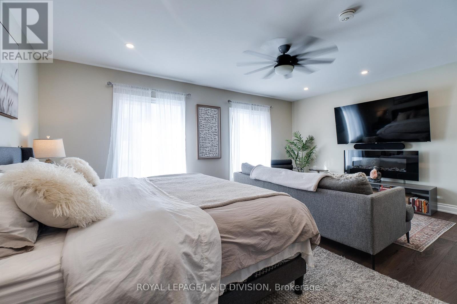 365 Lynn Place, Oakville, Ontario  L6H 2C5 - Photo 29 - W12892130
