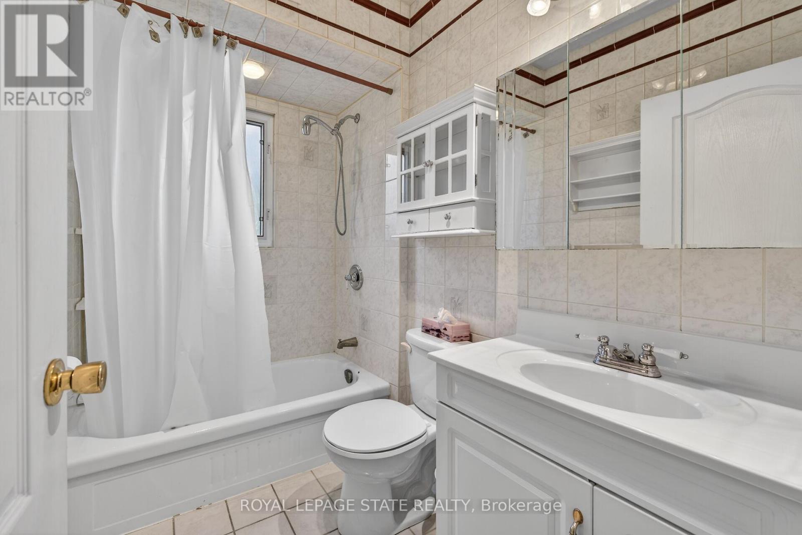 227 West 19th Street, Hamilton, Ontario  L9C 4J3 - Photo 16 - X13086784