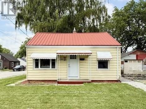 20 Mcnaughton Avenue, Chatham-Kent, Ontario  N8A 1R8 - Photo 2 - X13086856