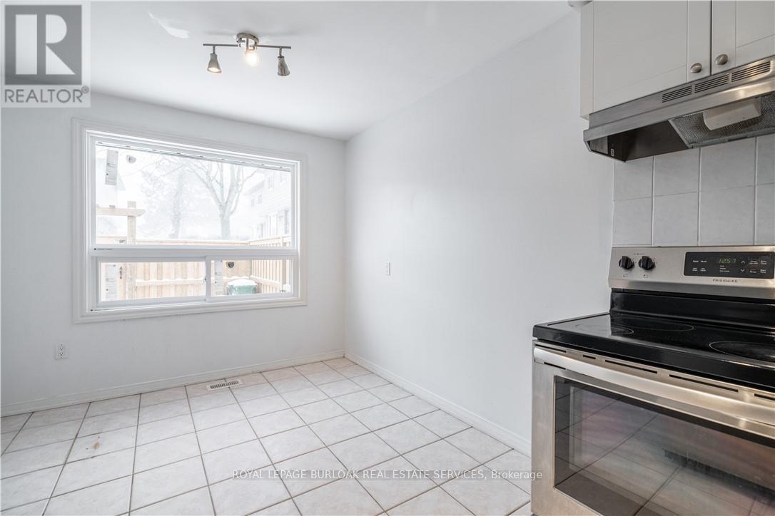 16 - 117 Bonaventure Drive, Hamilton, Ontario  L9C 4P8 - Photo 11 - X13086936