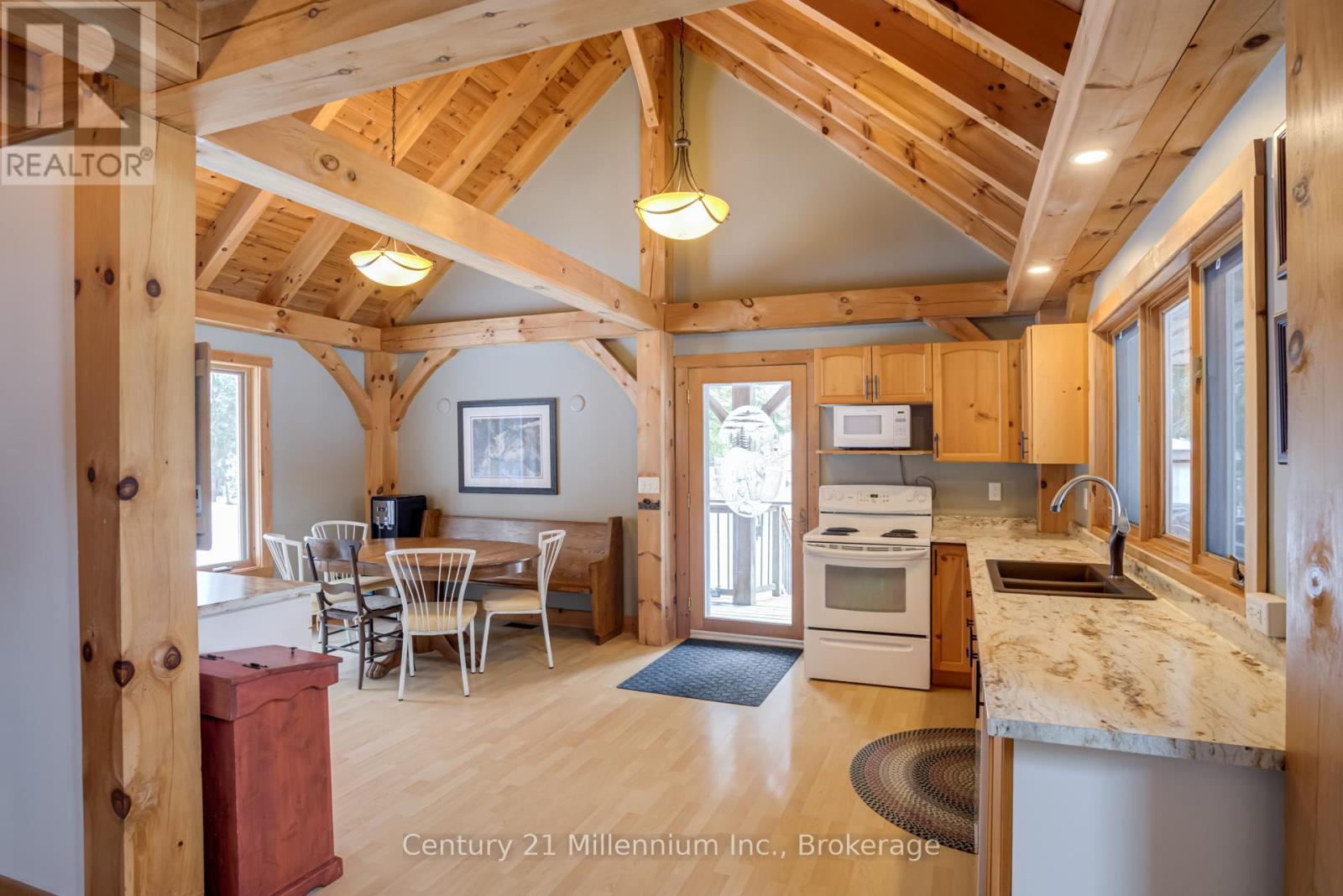 20 Cottage Cove Road, Northern Bruce Peninsula, Ontario  N0H 1W0 - Photo 11 - X12886234