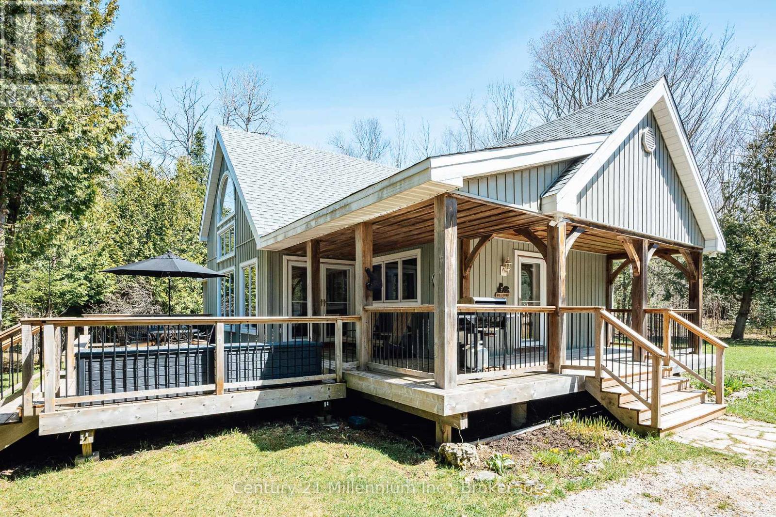 20 Cottage Cove Road, Northern Bruce Peninsula, Ontario  N0H 1W0 - Photo 7 - X12886234