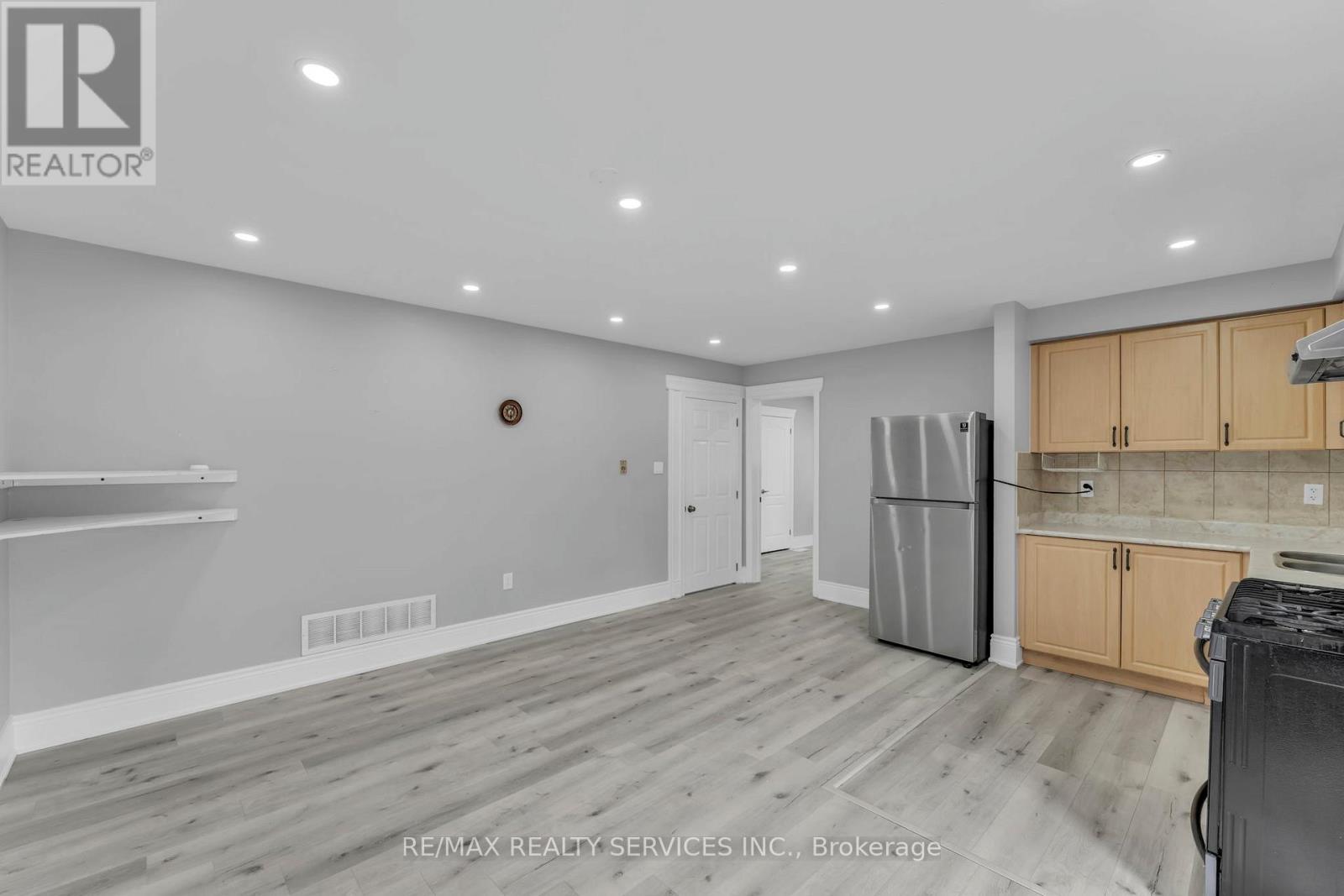 364 Queen Mary Drive, Brampton, Ontario  L7A 3T1 - Photo 24 - W13078488