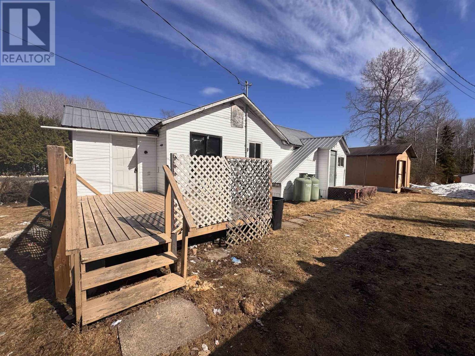 124-126 Government RD, Wawa, Ontario