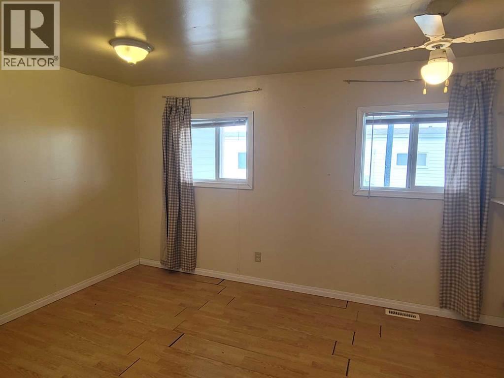 9715 102 Street, Nampa, Alberta  T0H 2R0 - Photo 13 - A2308276