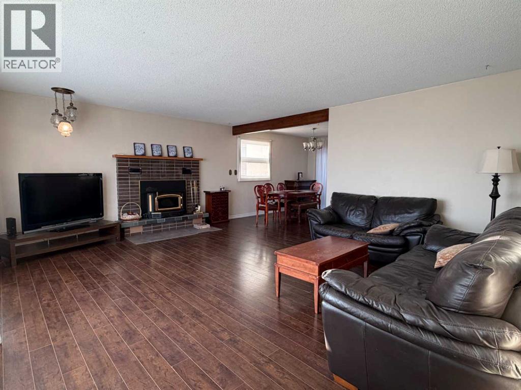 5011 53 Street, Consort, Alberta  T0C 1B0 - Photo 5 - A2287439