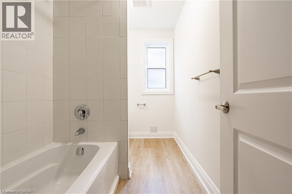 106 East Avenue S Unit# 3, Hamilton, Ontario  L8N 2T7 - Photo 13 - 40827055