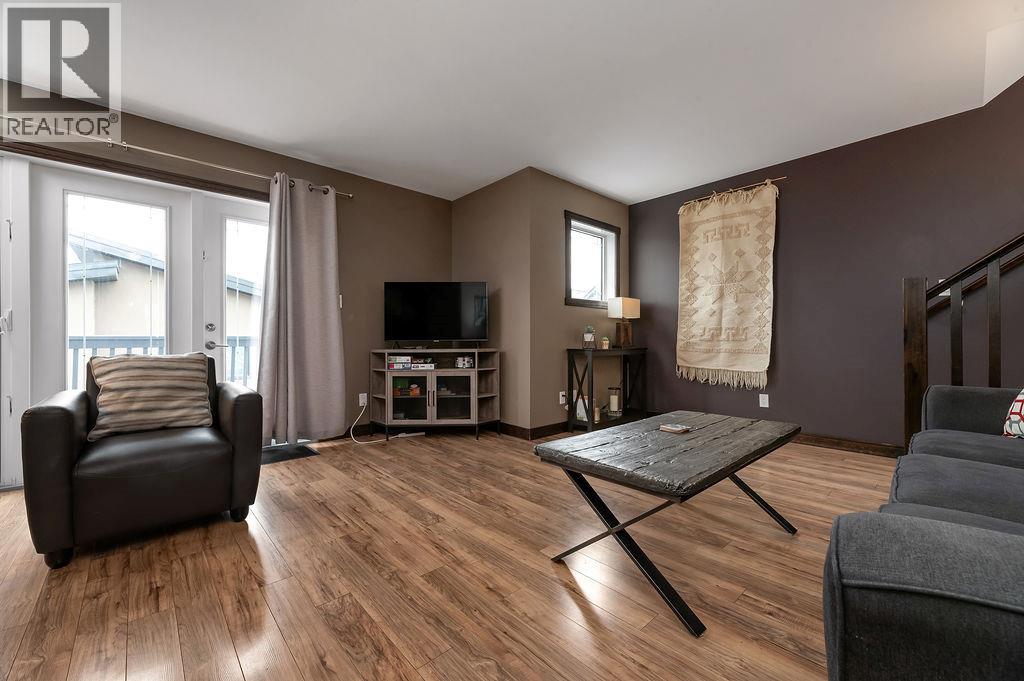 809 10th Avenue Unit# 5, Invermere, British Columbia  V0A 1K0 - Photo 3 - 10385916