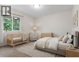 2329 MOUNTAIN HIGHWAY, North Vancouver, British Columbia