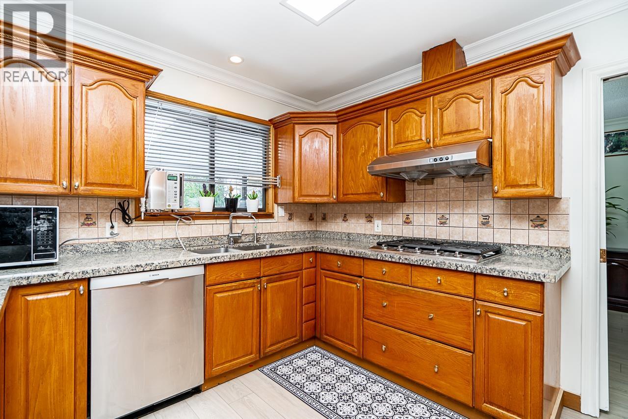 1650 Rochester Avenue, Coquitlam, British Columbia  V3K 2X8 - Photo 11 - R3119598