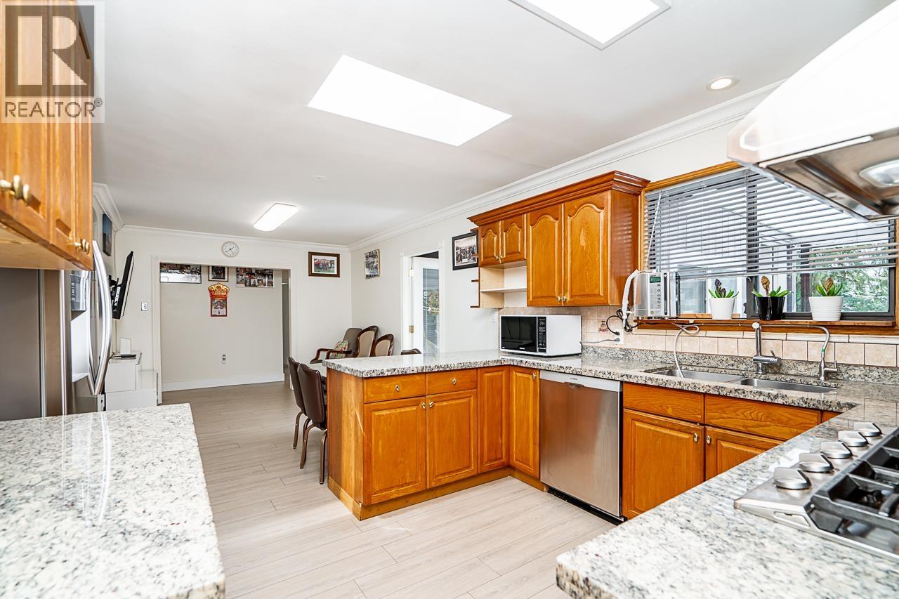 1650 Rochester Avenue, Coquitlam, British Columbia  V3K 2X8 - Photo 10 - R3119598