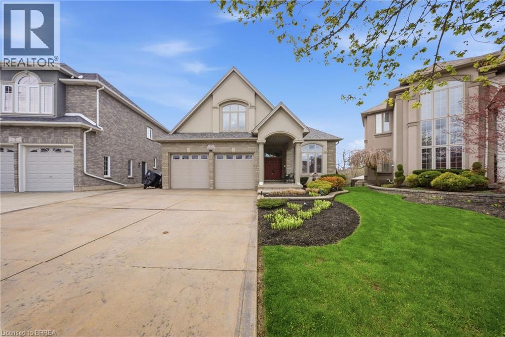 7 TOM THOMSON Court, Brantford, Ontario