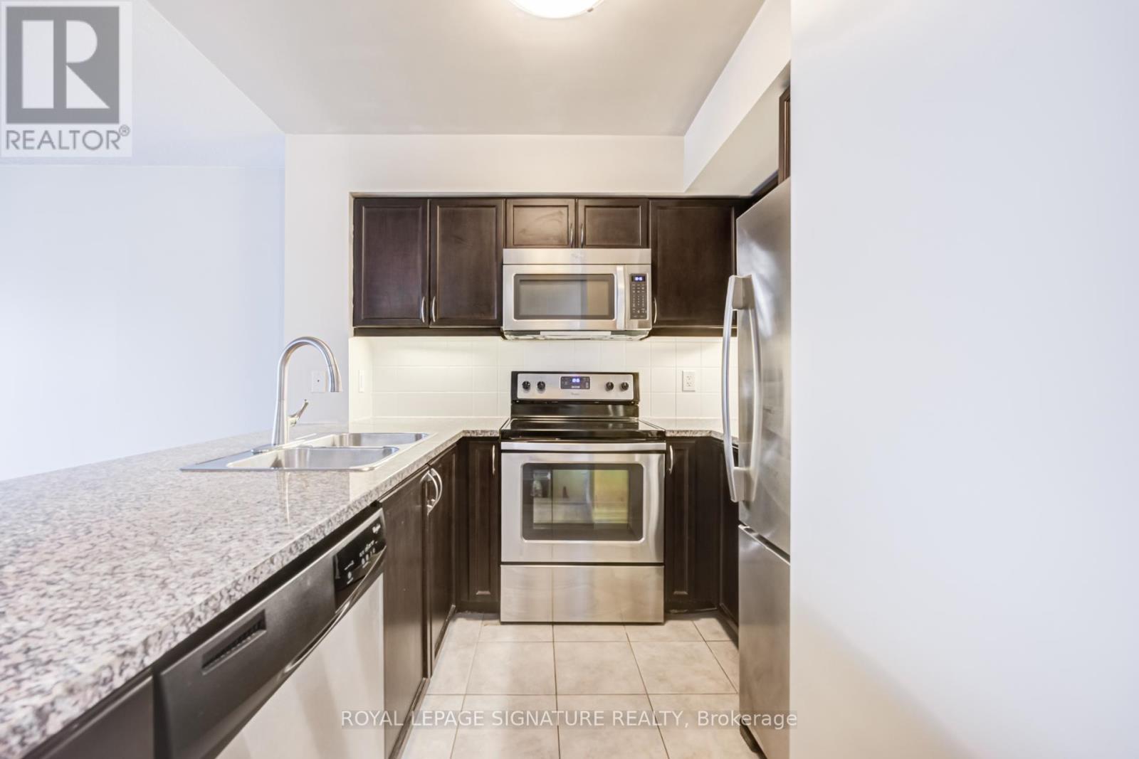 2003 - 19 Grand Trunk Crescent, Toronto, Ontario  M5J 3A3 - Photo 7 - C13086994