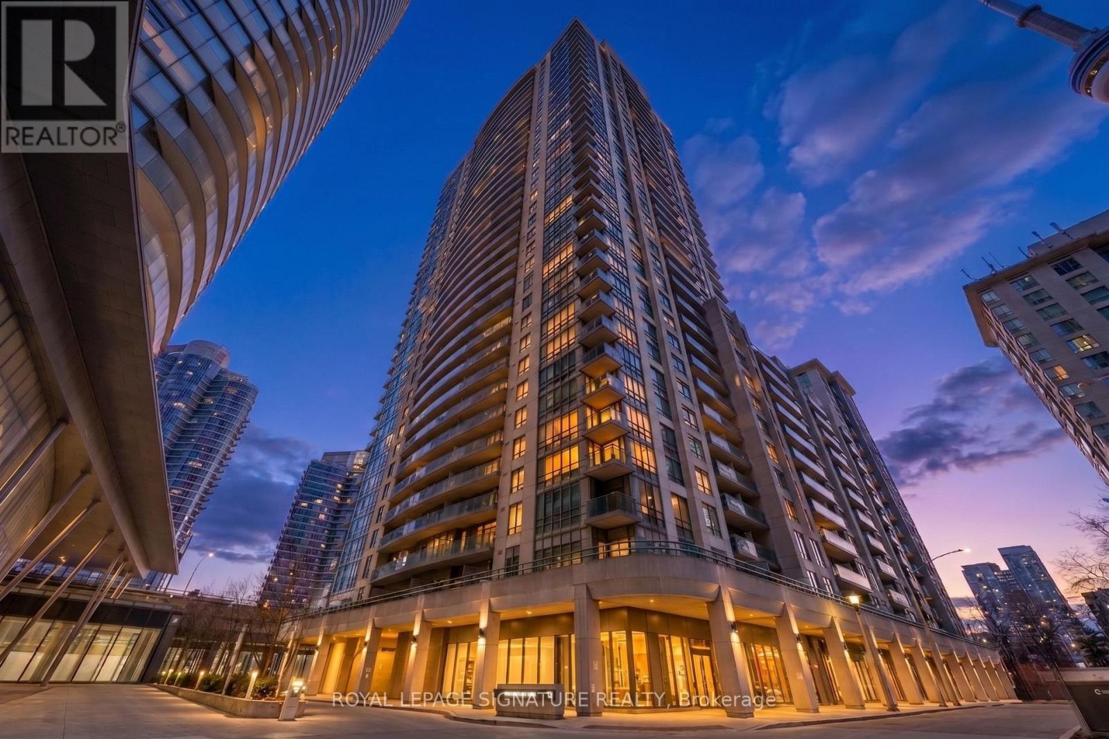 2103 - 19 Grand Trunk Crescent, Toronto, Ontario  M5J 3A3 - Photo 2 - C13087018