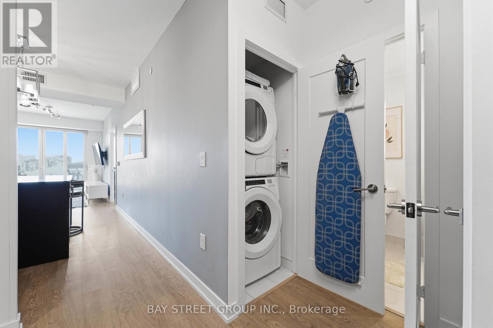 915 - 50 Mccaul Street, Toronto, Ontario  M5T 1V9 - Photo 17 - C13087040