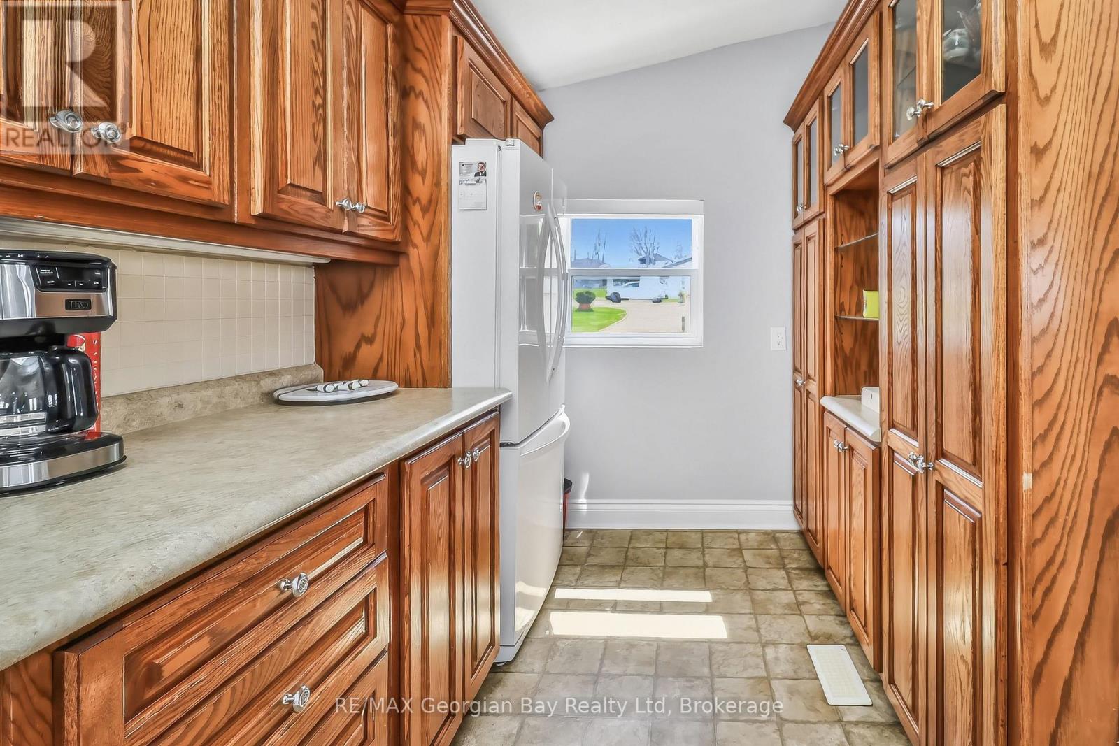 12 Robins Point Road, Tay (Victoria Harbour), Ontario  L0K 2A0 - Photo 11 - S13087020