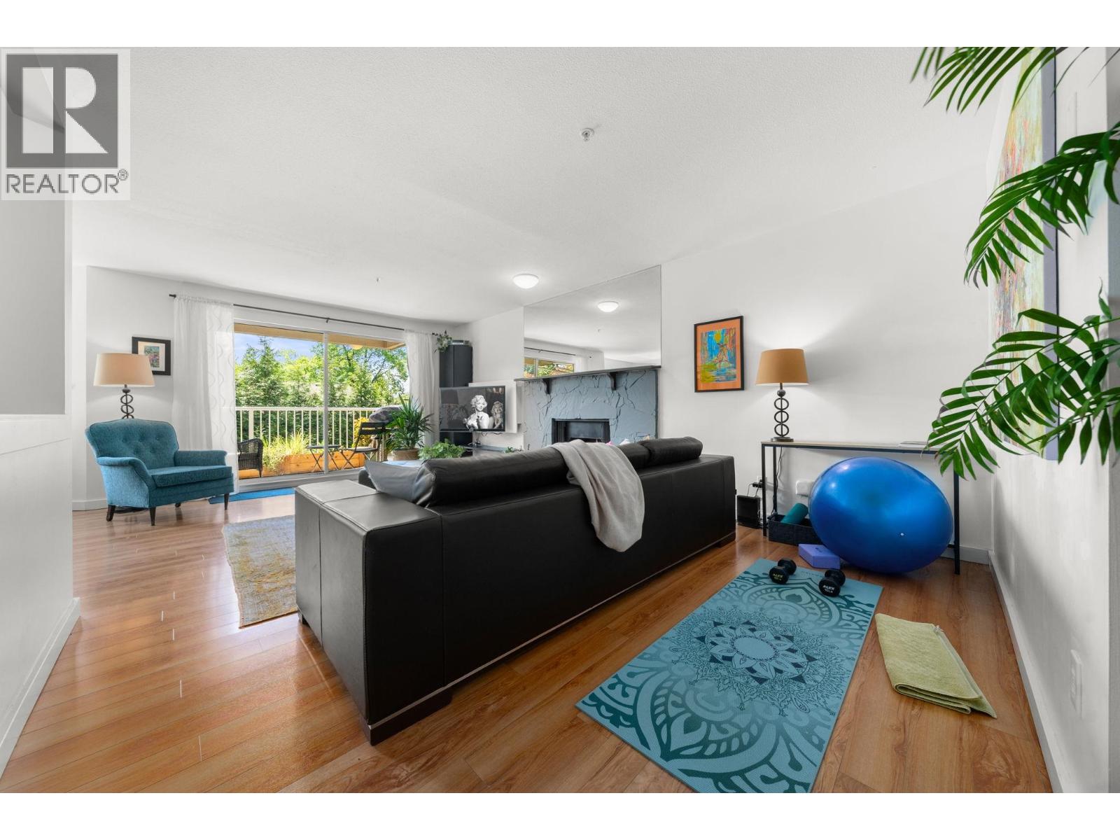 202 1000 Bowron Court, North Vancouver, British Columbia  V7H 2V7 - Photo 7 - R3119780
