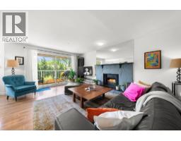 202 1000 BOWRON COURT, North Vancouver, British Columbia