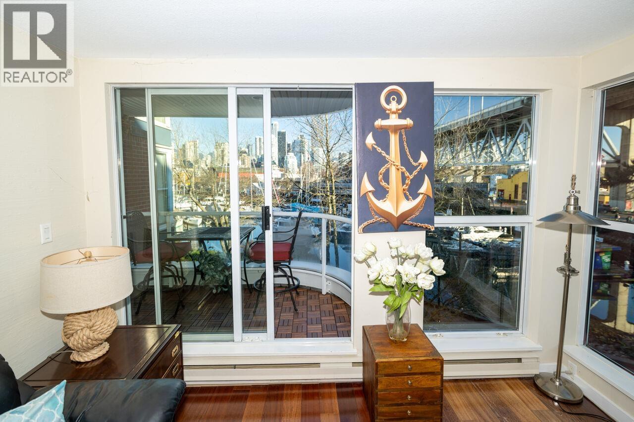 302 1502 Island Park Walk, Vancouver, British Columbia  V6H 3Z8 - Photo 12 - R3119821