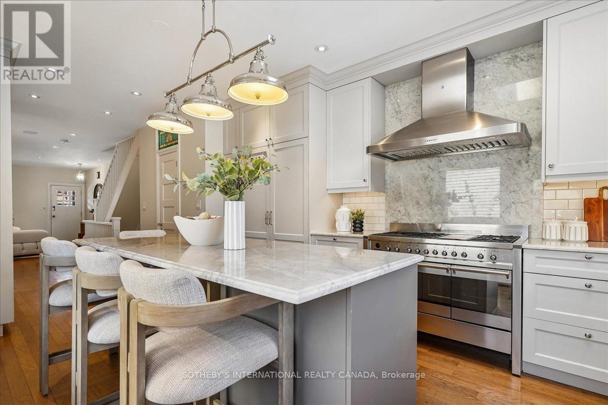 66 Empire Avenue, Toronto, Ontario  M4M 2L4 - Photo 12 - E13086958
