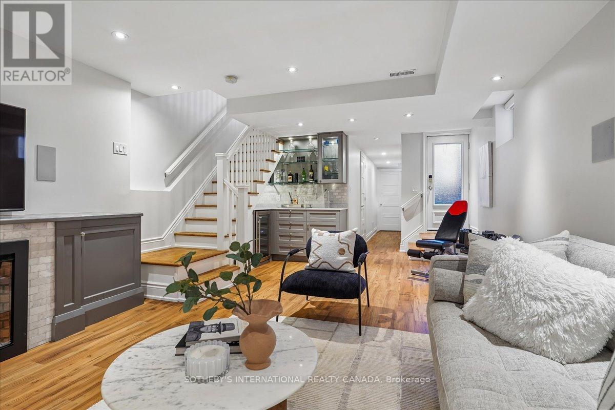 66 Empire Avenue, Toronto, Ontario  M4M 2L4 - Photo 28 - E13086958