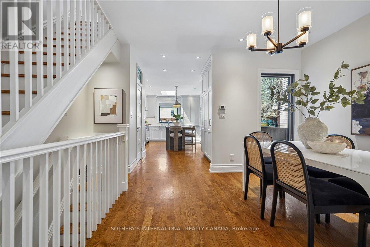 66 Empire Avenue, Toronto, Ontario  M4M 2L4 - Photo 5 - E13086958