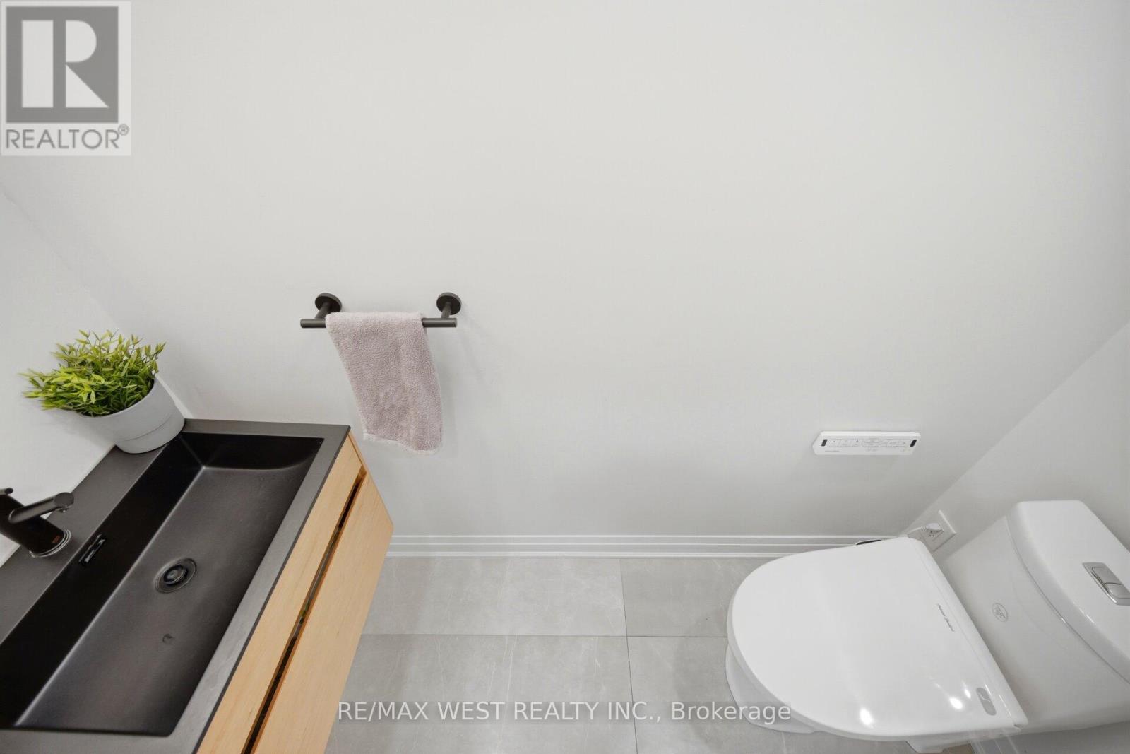 4 Avon Court, Whitby, Ontario  L1N 3H3 - Photo 31 - E13086966
