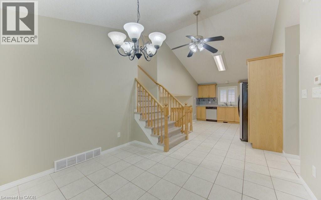 431 Lausanne Crescent, Waterloo, Ontario  N2T 2X6 - Photo 6 - 40826350