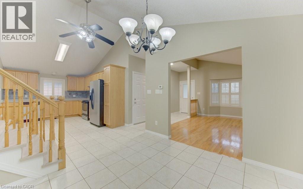 431 Lausanne Crescent, Waterloo, Ontario  N2T 2X6 - Photo 7 - 40826350